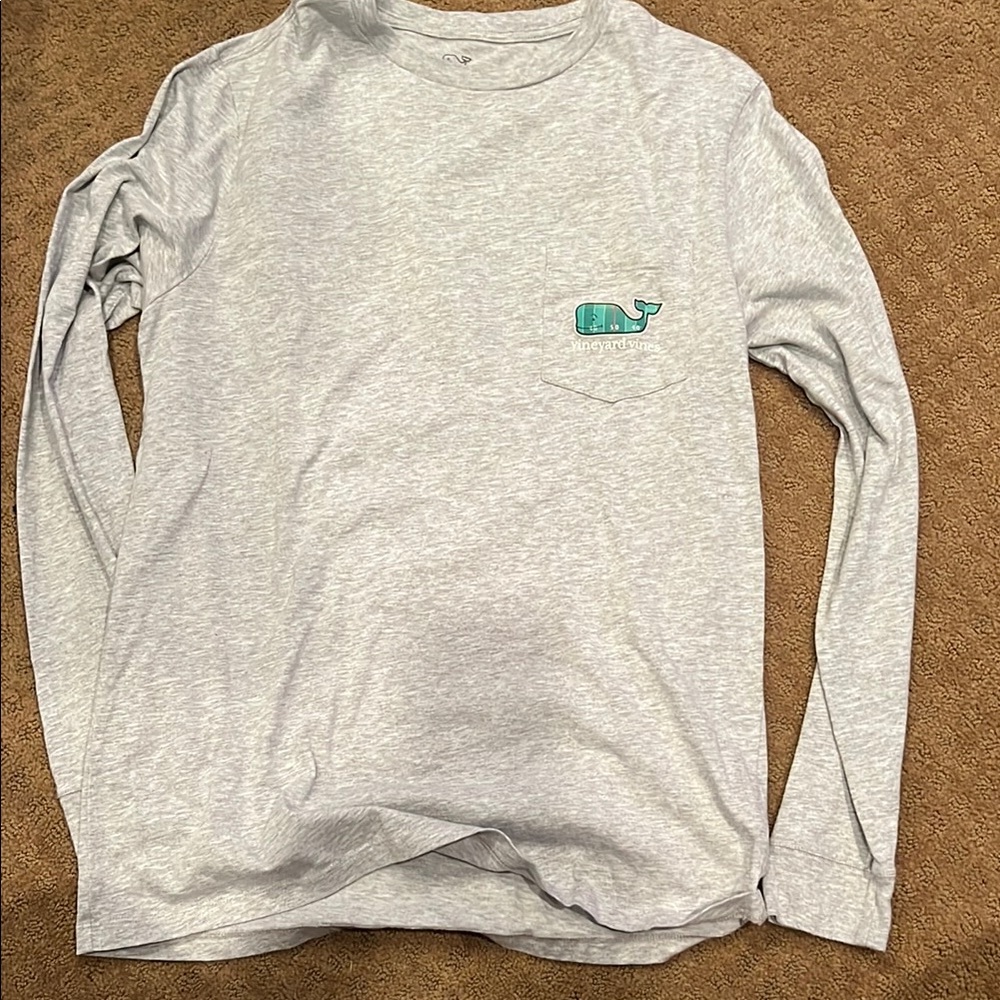 Vineyard Vines Gray Tee with Teal Whale
